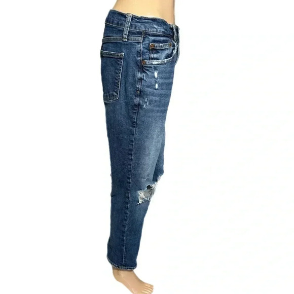 GAP Women’s Dark Denim Girlfriend Jeans Distressed Straight Leg Size 4/27 - Picture 6 of 16